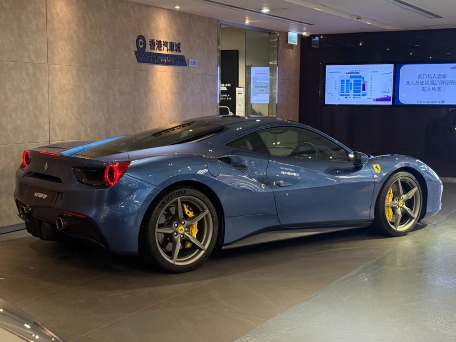 488 GTB - Image 3